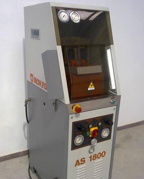 Maquina para pegar suela Iron Fox  AS 1800